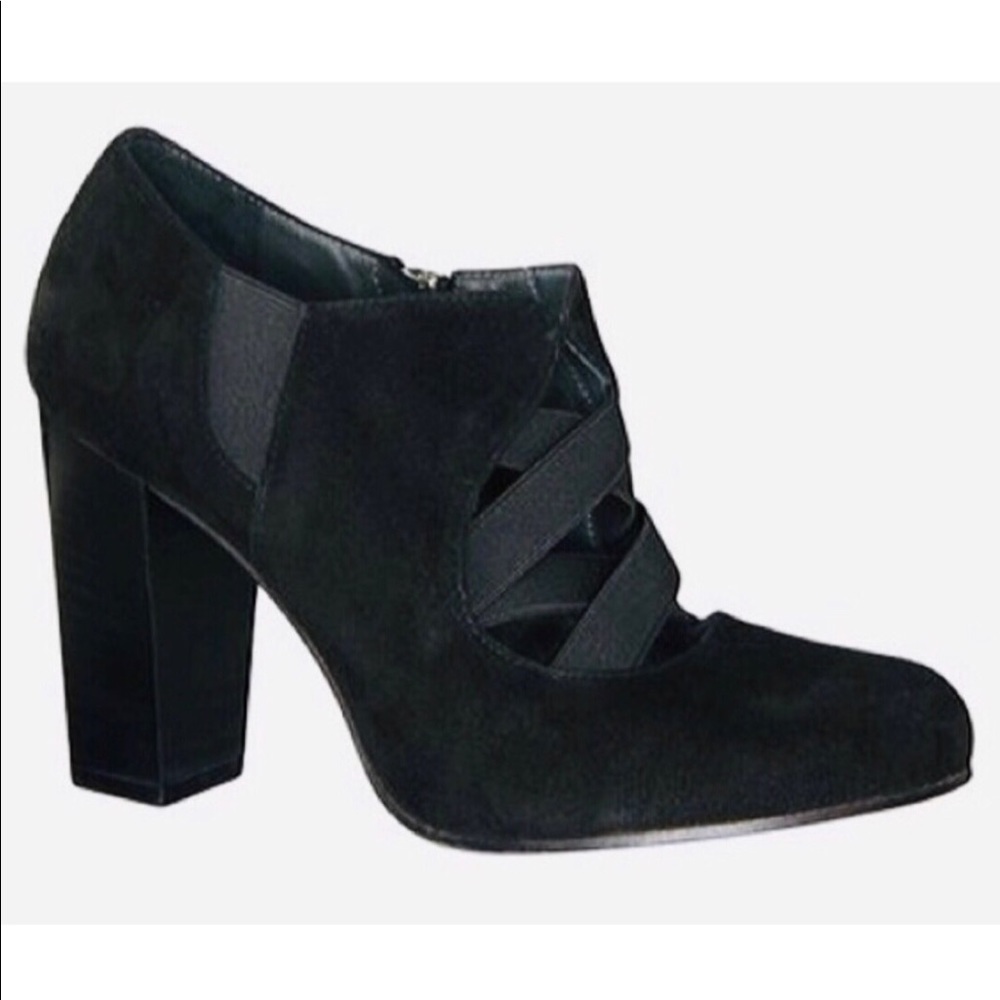 Donald J Pliner STUNNING Celia Bootie Elastic Criss Cross Vamp size 9
